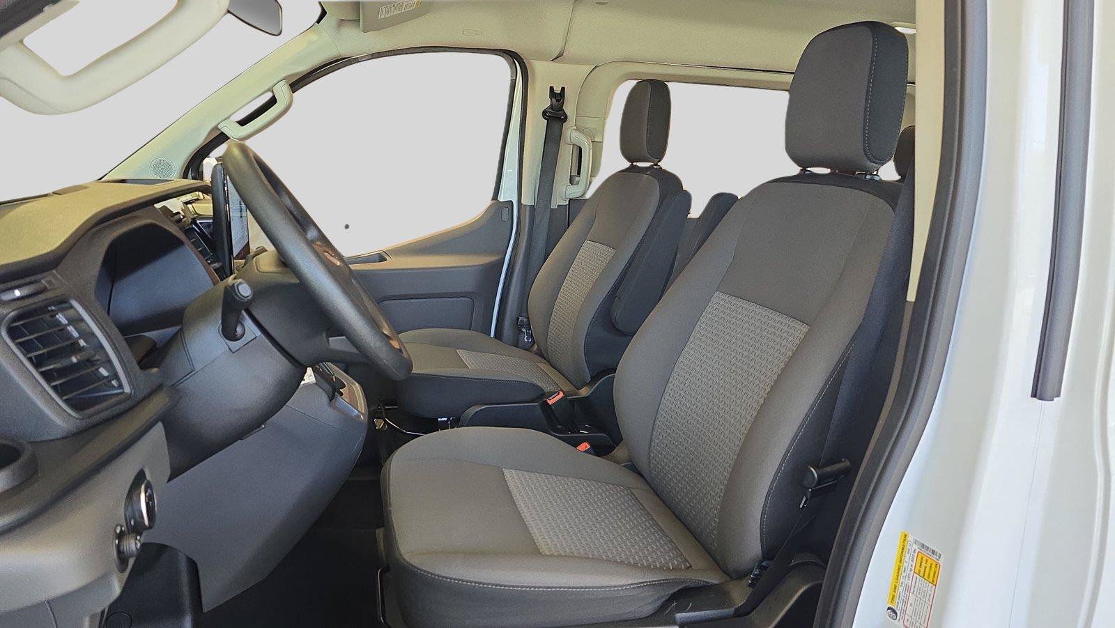 Used 2025 Ford Transit 350 XLT RWD image 11
