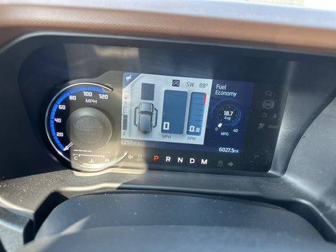 Used 2024 Ford Bronco Outer Banks AWD/4WD image 16