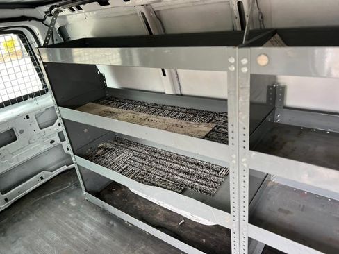 Used 2018 Chevrolet Express 2500 image 27