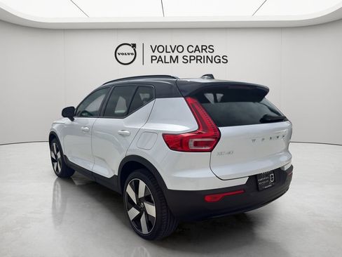 Used 2023 Volvo XC40 Recharge Ultimate image 6