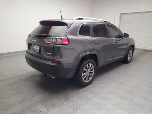 Used 2019 Jeep Cherokee Latitude Plus w/ Comfort/Convenience Group image 9