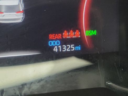 Used 2025 Toyota RAV4 XLE FWD image 26