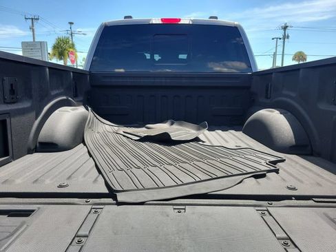 Used 2022 Ford F150 Lariat AWD/4WD image 9