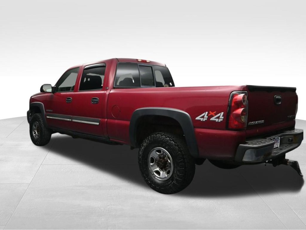 Used 2005 Chevrolet Silverado 2500 LS AWD/4WD image 3