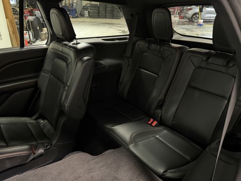 Used 2025 Lincoln Aviator Black Label w/ Black Label Special Edition image 24