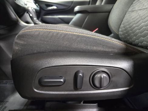 Used 2019 Chevrolet Equinox LT image 29