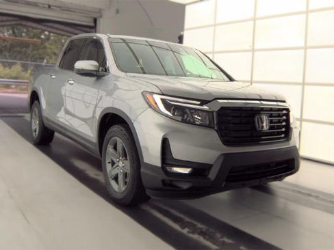 Used 2023 Honda Ridgeline RTL-E image 3