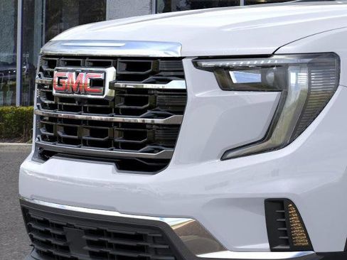 New 2026 GMC Acadia Elevation image 13