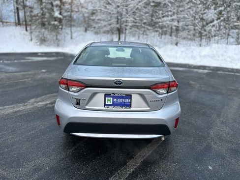 Used 2021 Toyota Corolla LE image 7