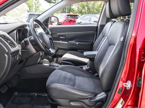 Used 2024 Mitsubishi Outlander Sport AWD image 5
