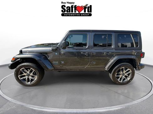 Used 2024 Jeep Wrangler Unlimited AWD/4WD image 6