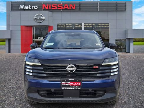 New 2026 Nissan Kicks SR image 2