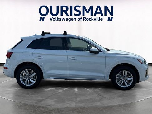 Used 2023 Audi Q5 2.0T Premium w/ Convenience Package AWD/4WD image 7