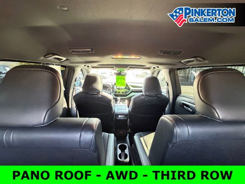 Used 2023 Toyota Highlander XSE AWD/4WD image 6