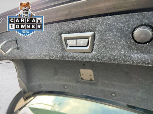 Used 2023 BMW 530e xDrive 530e iPerformance image 24