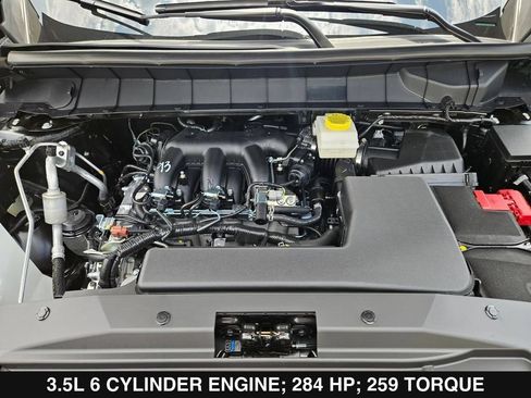 New 2026 Nissan Pathfinder SL FWD image 34