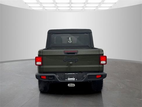 Certified 2023 Jeep Gladiator Sport w/ Trailer Tow Package image 6