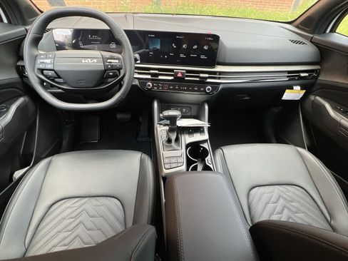 New 2026 Kia Sportage X-Line w/ X-Line Premium Package AWD/4WD image 40