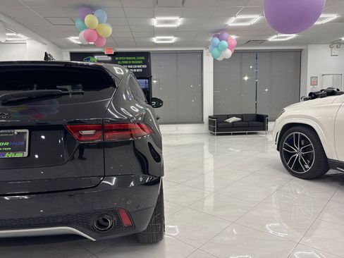 Used 2021 Jaguar E-PACE SE image 14