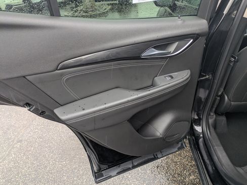 Used 2021 Buick Envision Essence w/ Technology Package I image 27