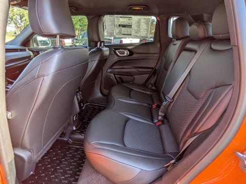 New 2026 Jeep Compass Latitude image 15