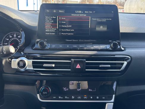 Used 2021 Kia Seltos SX image 35