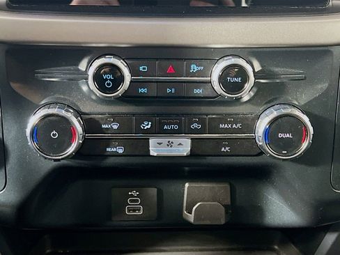 Used 2025 Ford F150 XLT w/ Equipment Group 301A Standard image 15