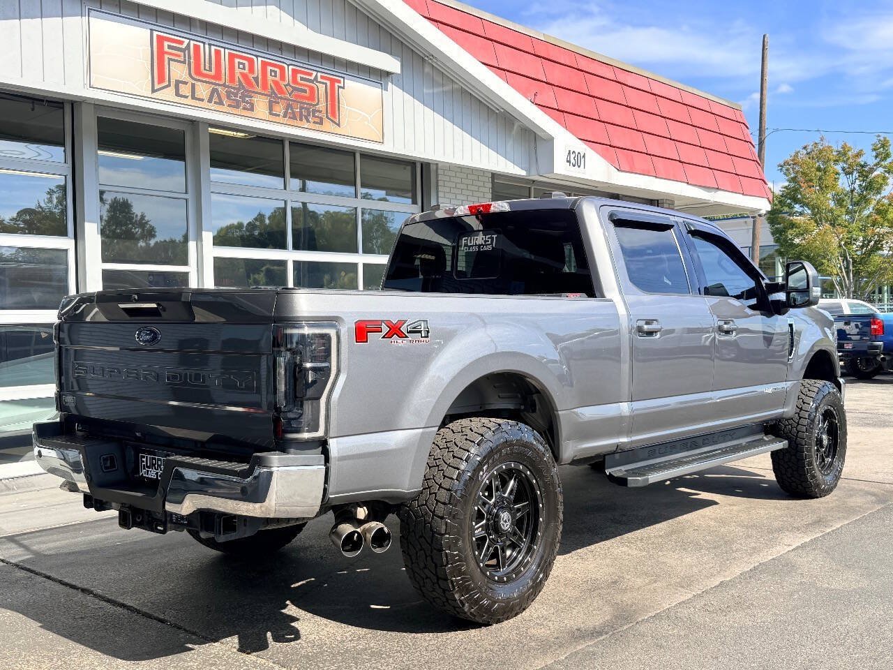 Used 2021 Ford F250 Lariat w/ Lariat Ultimate Package AWD/4WD image 3
