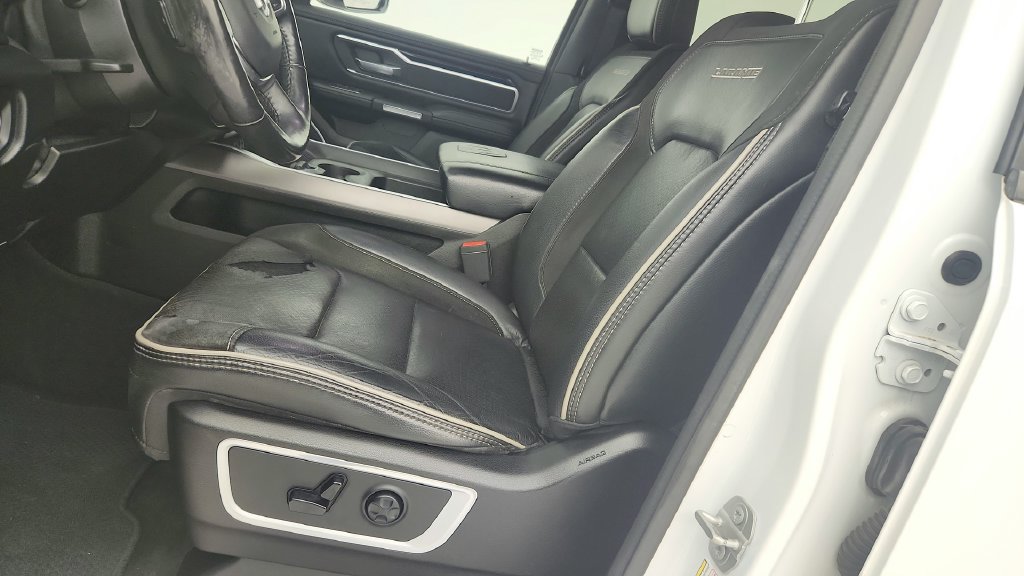 Used 2020 RAM 1500 Laramie w/ Sport Appearance Package AWD/4WD image 14
