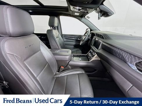 Used 2024 GMC Yukon Denali image 32