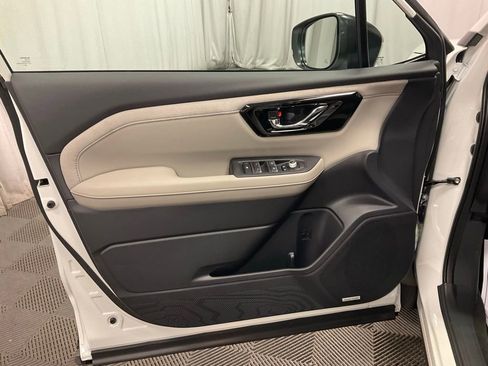 New 2026 Subaru Forester Limited image 9