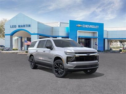 New 2025 Chevrolet Suburban LS w/ LPO, Dark Essentials Package