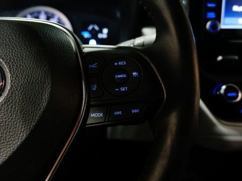 Used 2022 Toyota Corolla SE FWD image 21