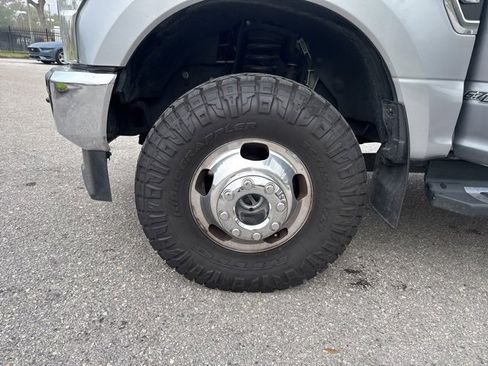 Used 2022 Ford F350 Lariat w/ Lariat Ultimate Package image 14