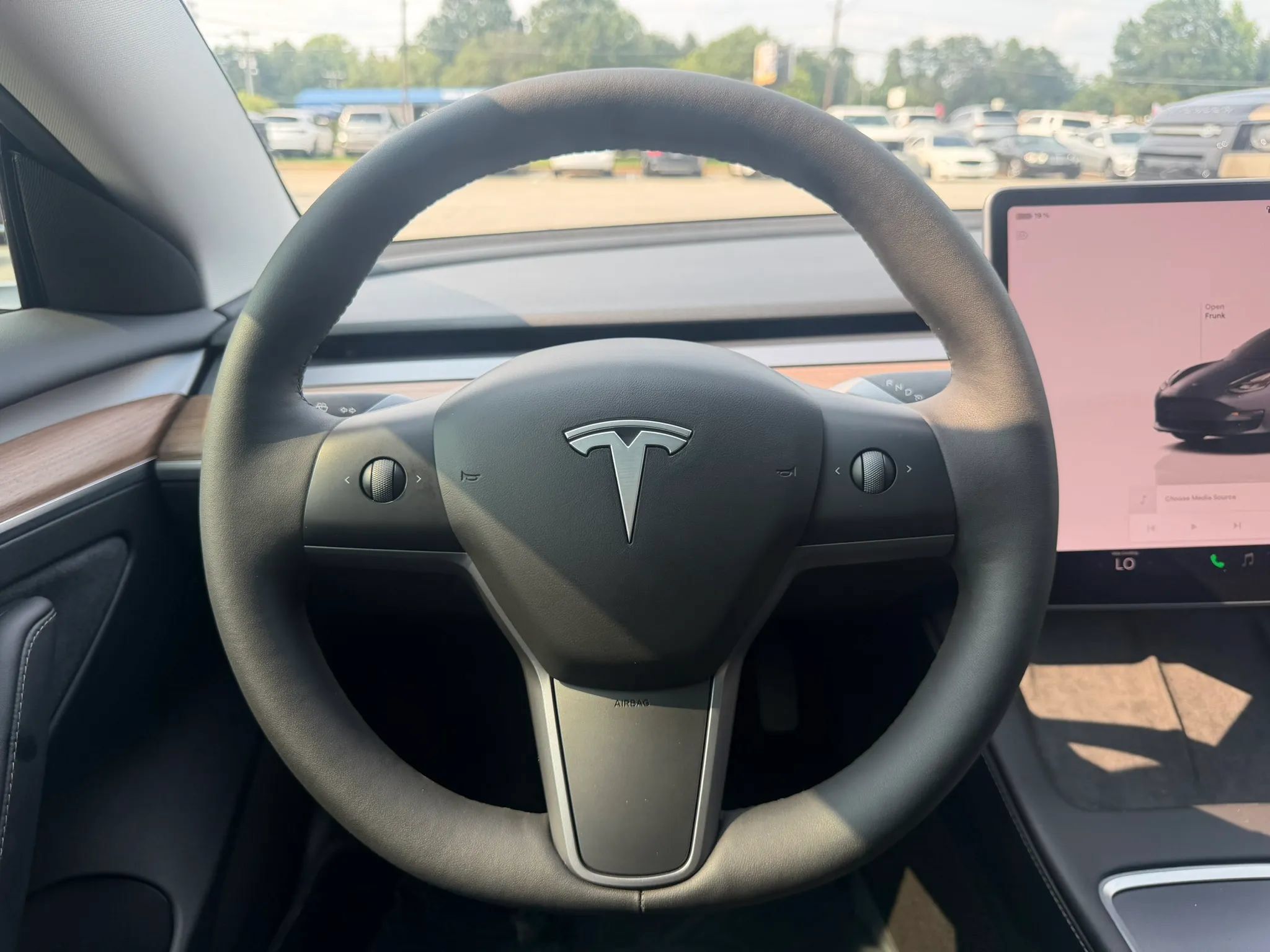 Used 2023 Tesla Model 3 Standard Range RWD image 9