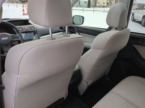 Used 2016 Subaru Forester 2.5i Premium w/ All-Weather Package image 27