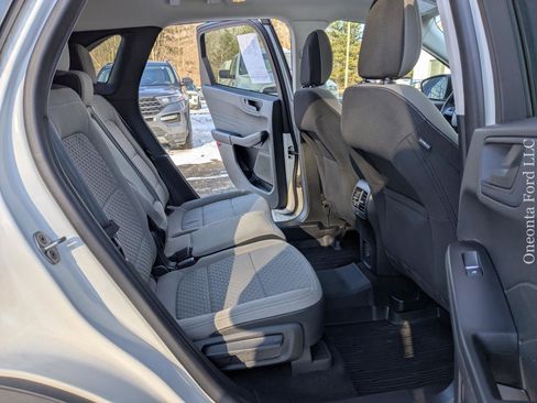 Used 2022 Ford Escape SE w/ Convenience Package image 14