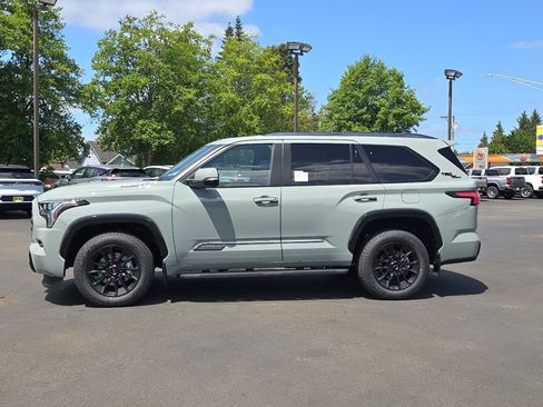 New 2026 Toyota Sequoia Platinum AWD/4WD image 6