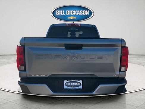 Used 2023 Chevrolet Colorado LT w/ LT Convenience Package II AWD/4WD image 6