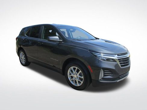 Used 2023 Chevrolet Equinox LT w/ LPO, Floor Liner Package FWD image 7