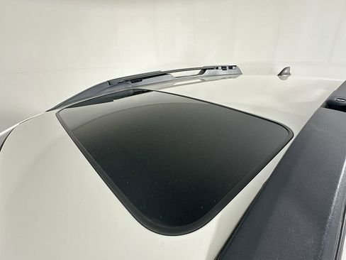 Used 2017 Subaru Outback 3.6R Limited image 29