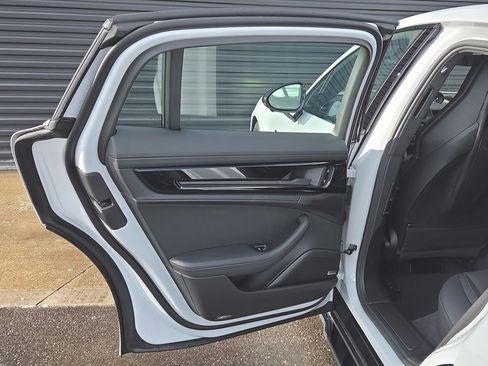 New 2026 Porsche Panamera GTS image 17