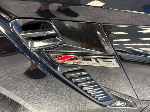 Used 2017 Chevrolet Corvette Z06 RWD image 25