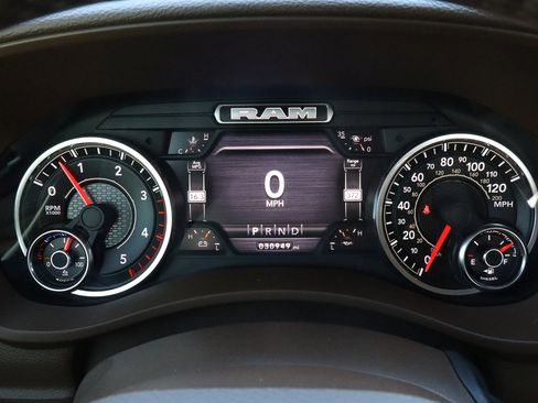 Used 2022 RAM 2500 Laramie image 40