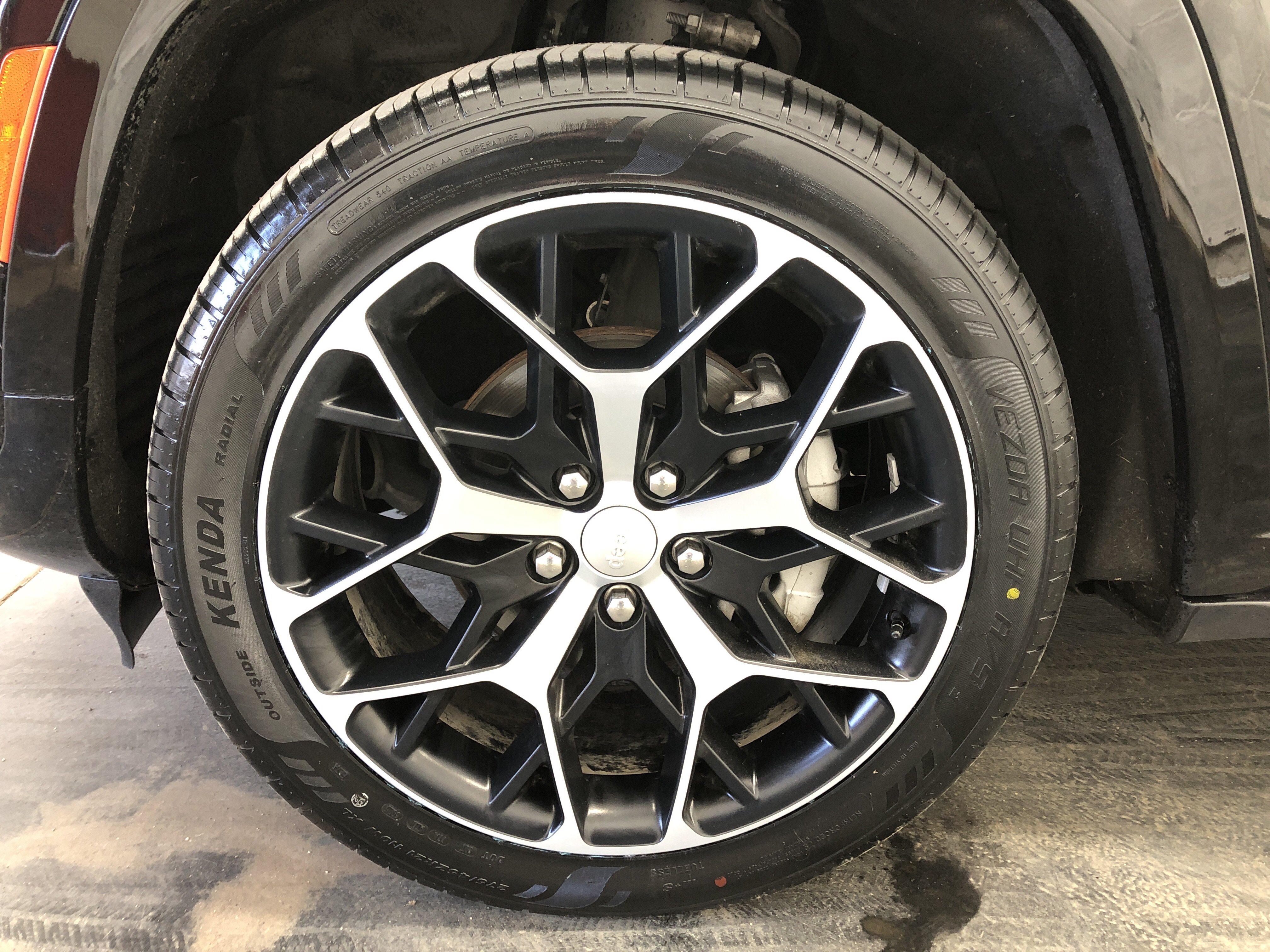 Certified 2024 Jeep Grand Cherokee Summit AWD/4WD image 25