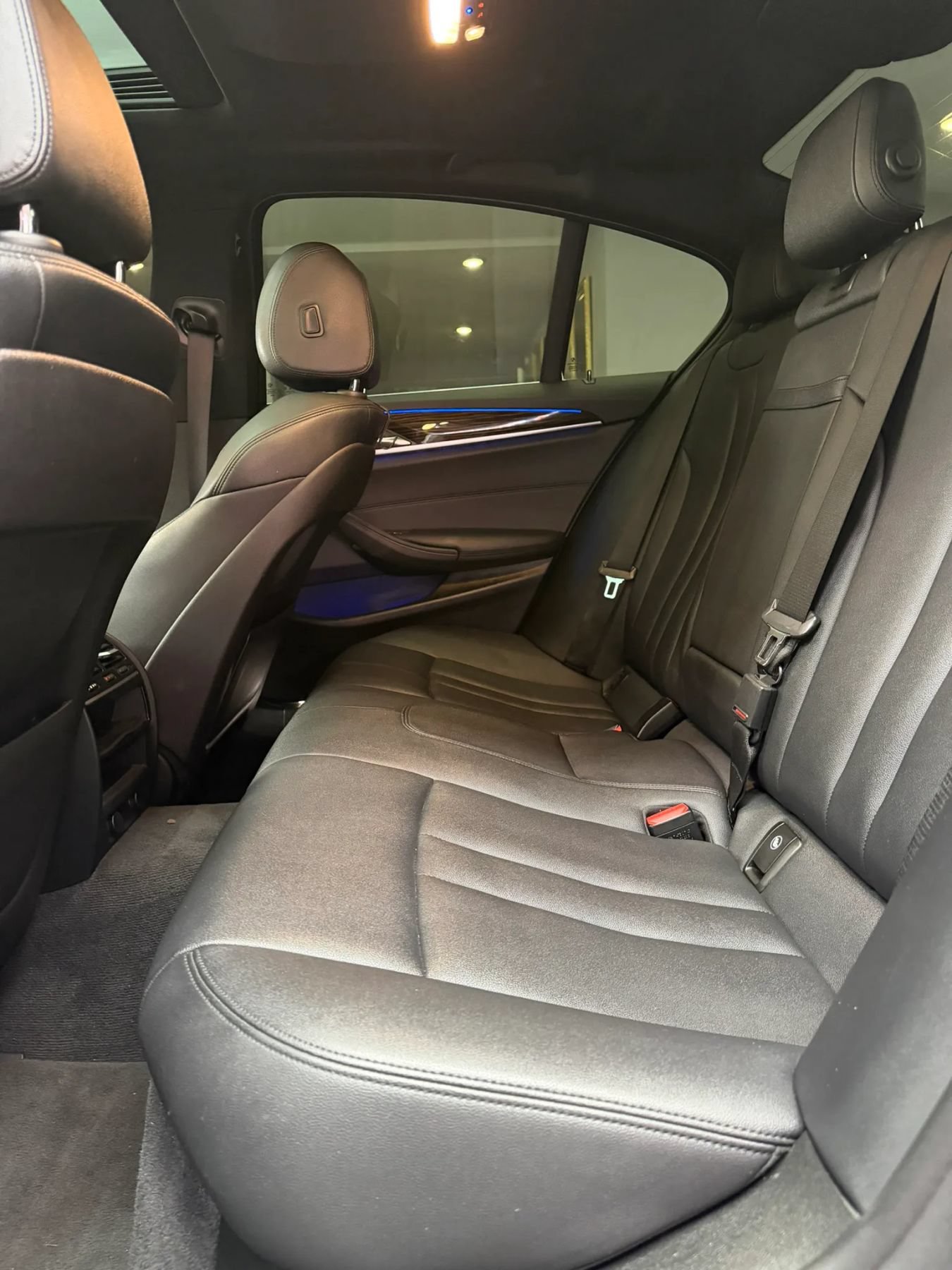 Used 2018 BMW 530e w/ Premium Package 2 RWD image 38