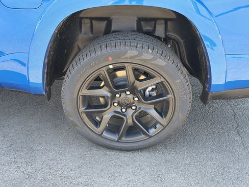 New 2026 RAM 1500 Laramie w/ Night Edition AWD/4WD image 25