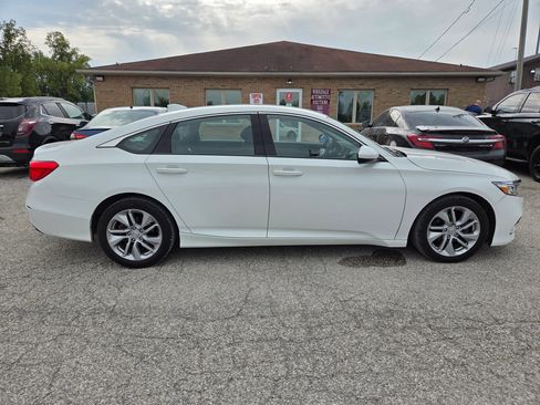 Used 2018 Honda Accord LX image 3