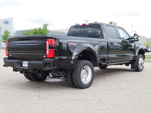 New 2026 Ford F450 Platinum w/ FX4 Off-Road Package AWD/4WD image 5