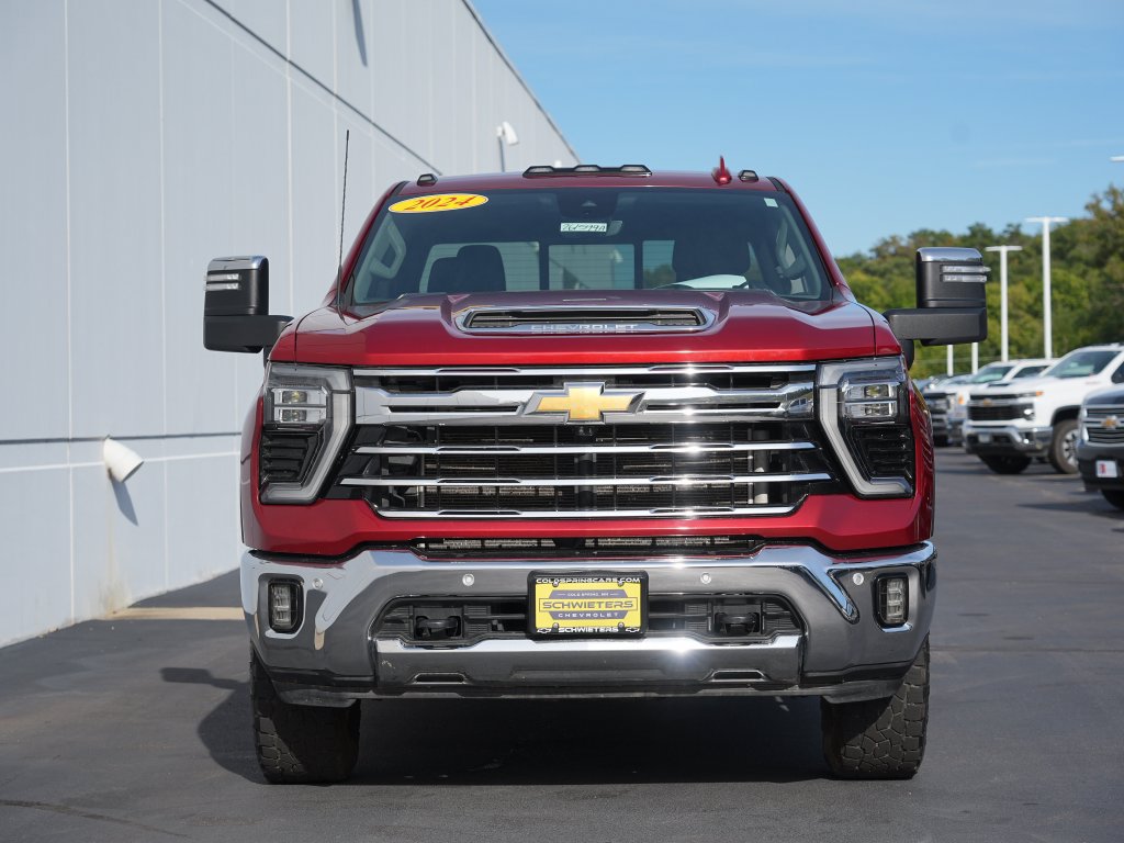 Certified 2024 Chevrolet Silverado 3500 LTZ w/ LTZ Premium Package AWD/4WD image 8